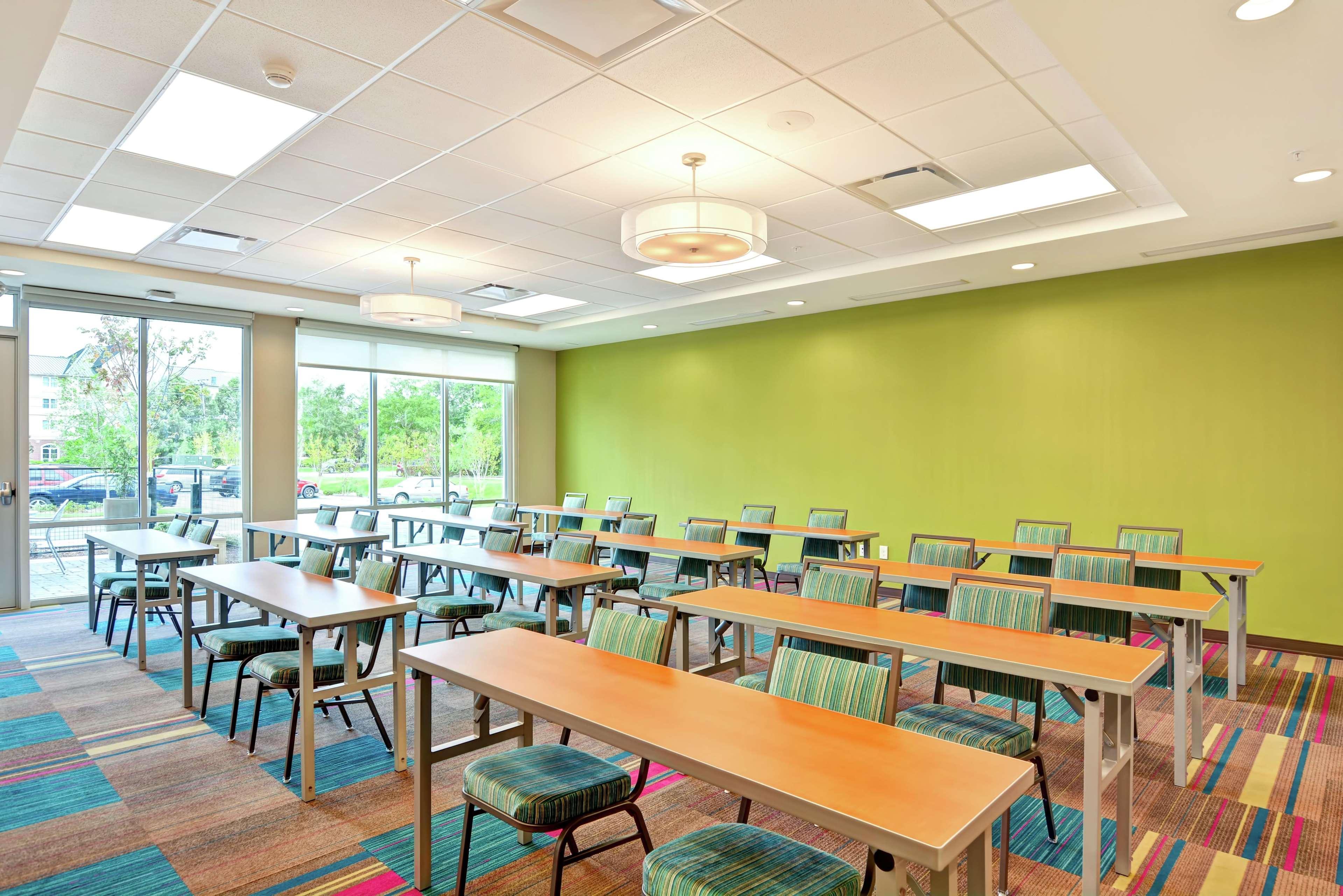 Home2 Suites By Hilton Summerville Exterior photo